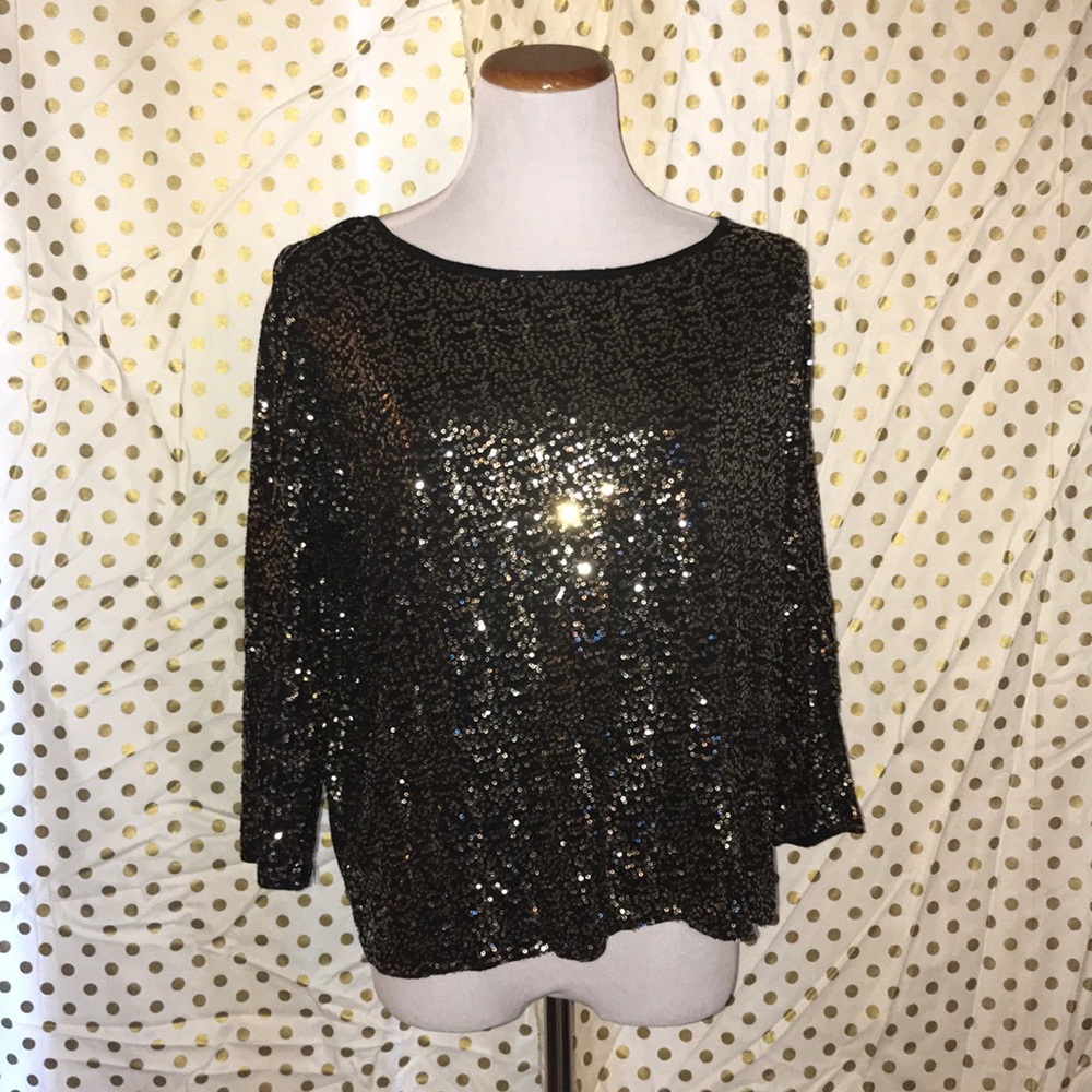 Women’s sequin top